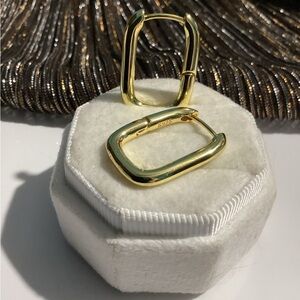 💋Glossy 10k Gold Vermeil Geometric Rectangular Hoop Earrings